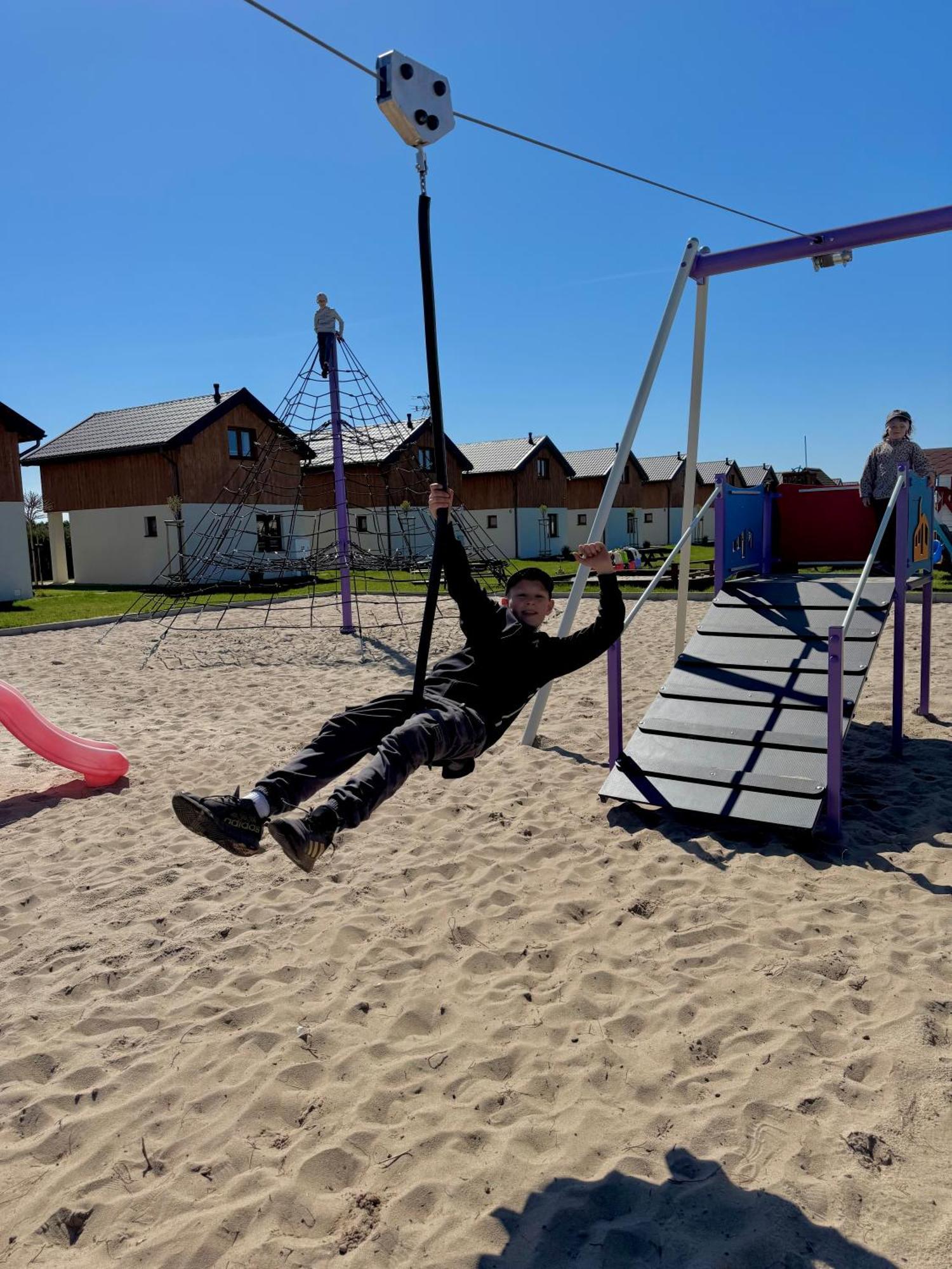 Jastrzębia Góra Domki Letniskowe Jastrzebia Park מראה חיצוני תמונה